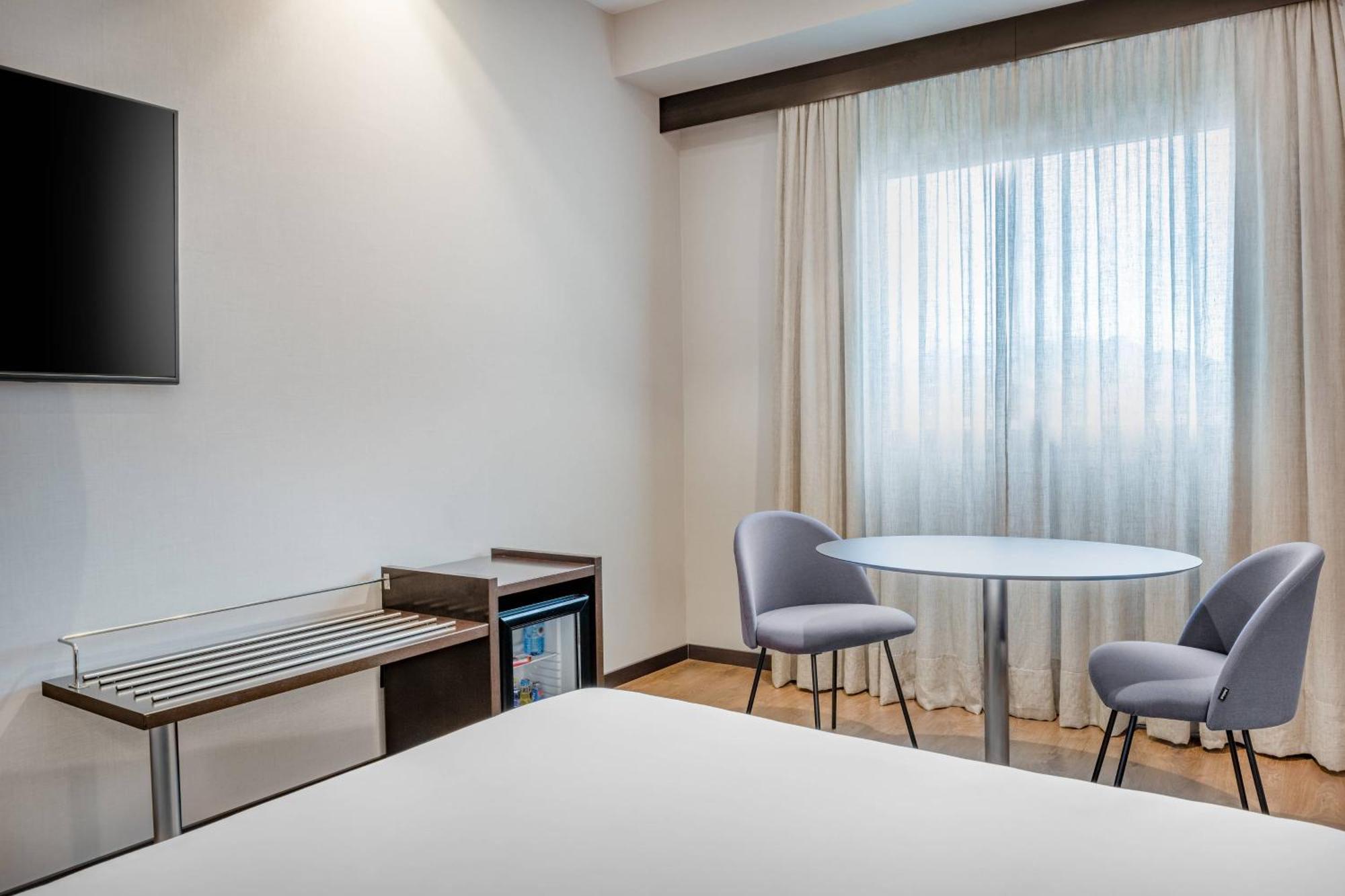 Ac Hotel Oviedo Forum By Marriott Eksteriør bilde